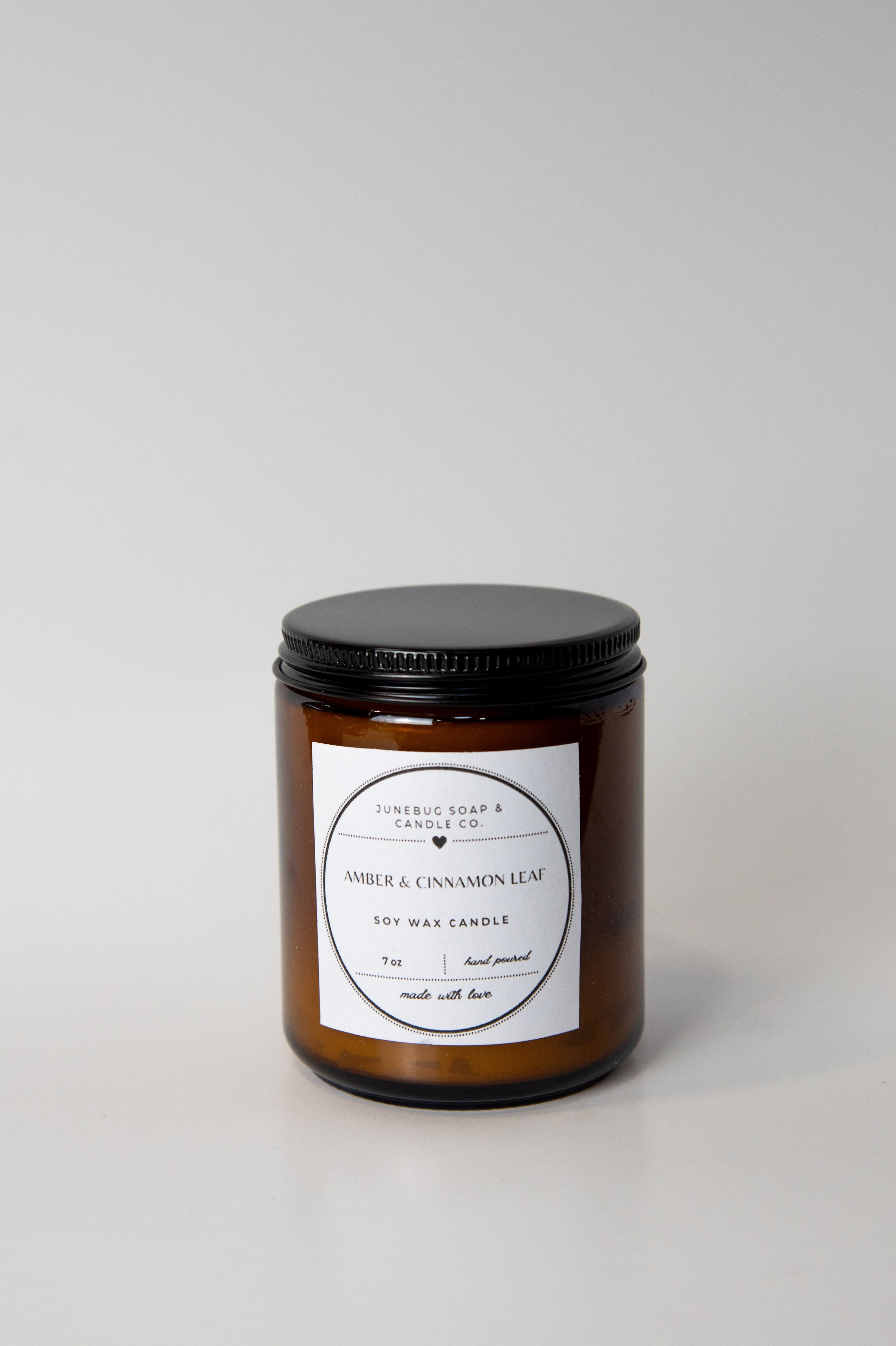 Amber And Cinnamon Soy Candle