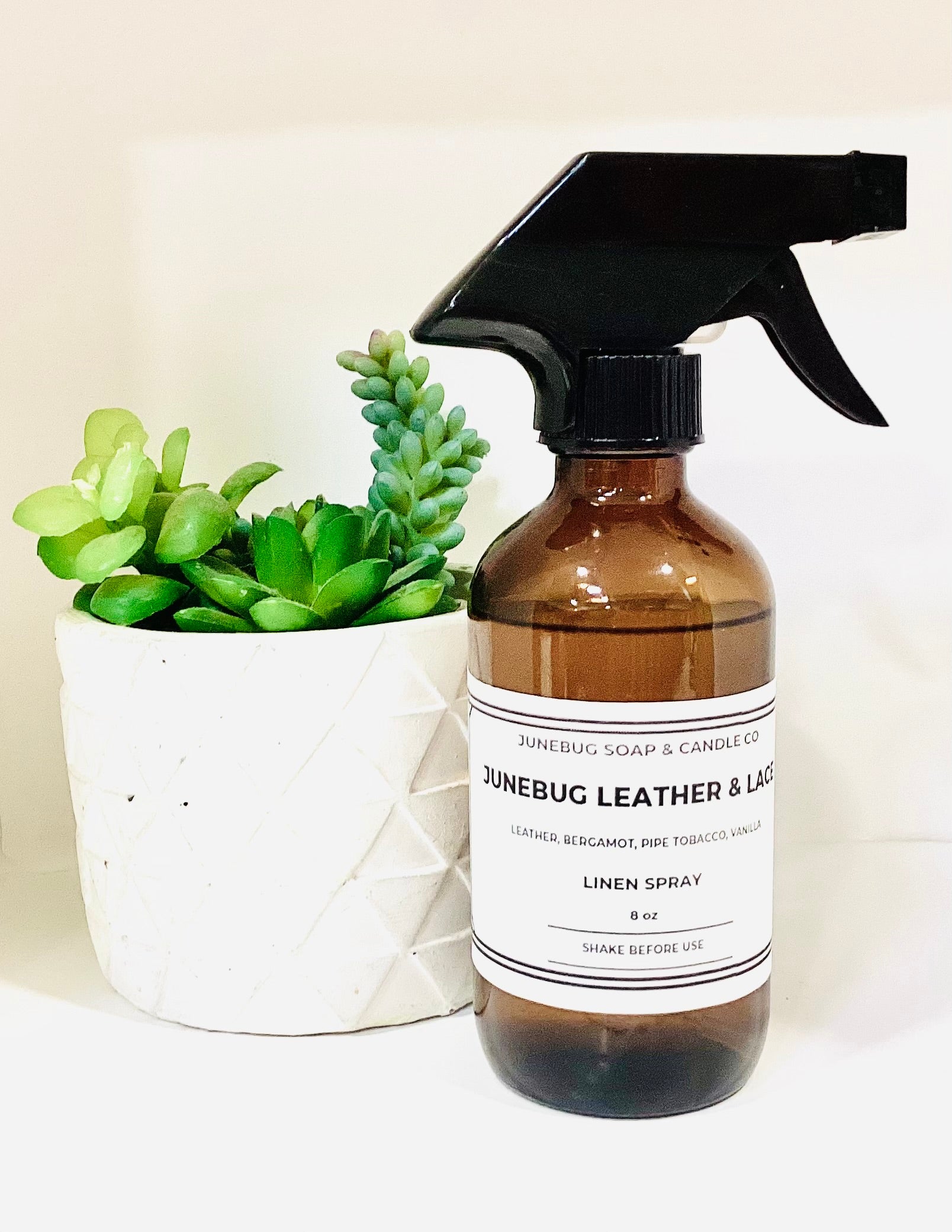 Leather And Lace Linen Spray 8oz.